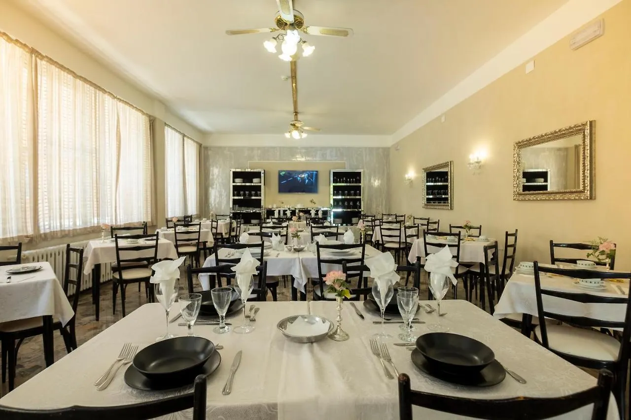 Hotel Giumer Rimini