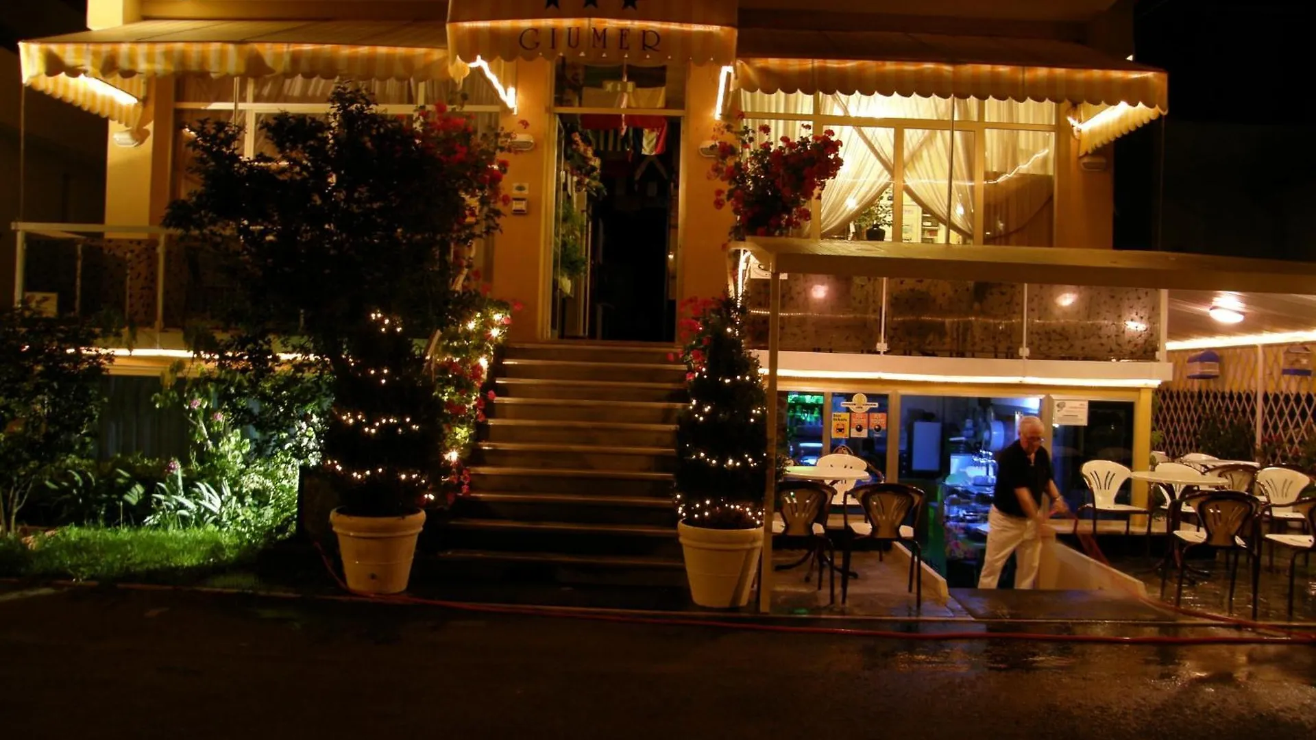 Hotel Giumer Rimini 3*,  Olaszország